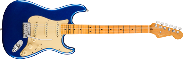 FENDER American Ultra Stratocaster® Maple Fingerboard Cobra Blue