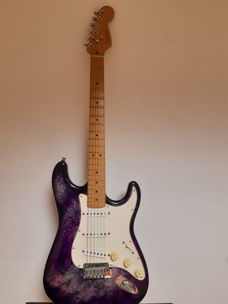 FENDER STRATO ALUMINIUM VIOLET METAL BURST - RARITA' NUOVA -